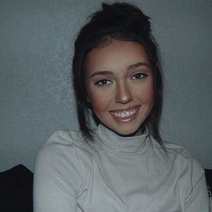 Meet your Posher, Sasha